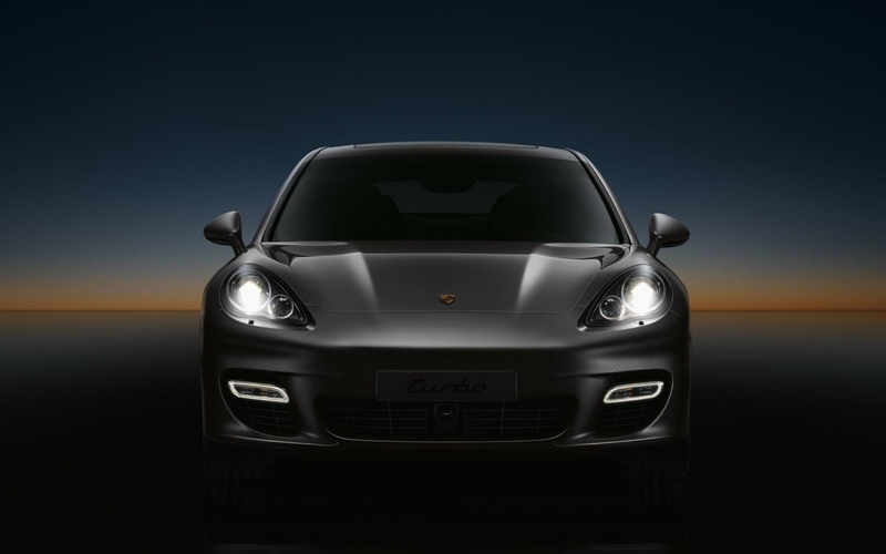 Illustration for article titled Cover Your Eyes: The Porsche Panamera Mega Gallery